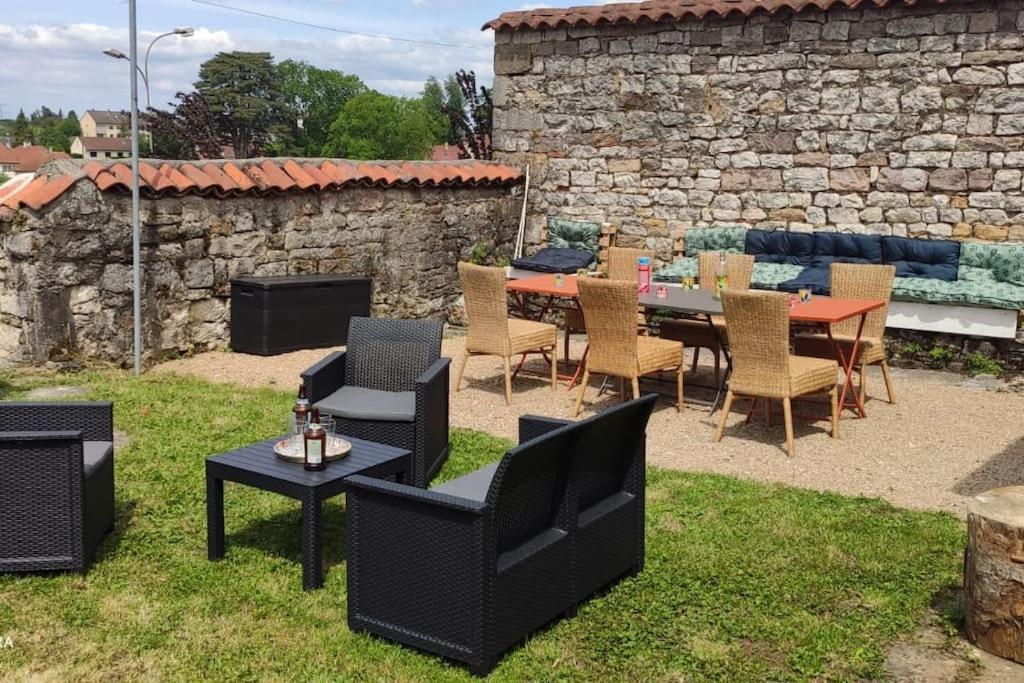 Maison De Charme Avec Jardin Cousance Ngoại thất bức ảnh