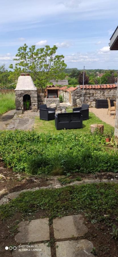 Maison De Charme Avec Jardin Cousance Ngoại thất bức ảnh