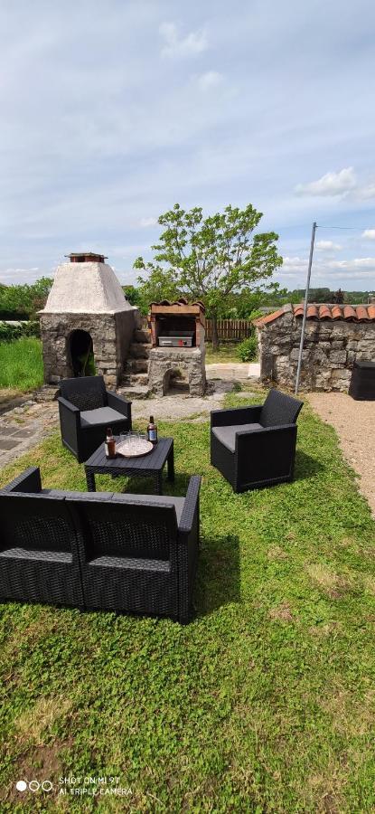 Maison De Charme Avec Jardin Cousance Ngoại thất bức ảnh